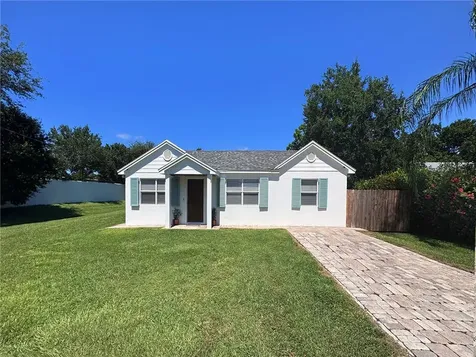 680 16th Street Vero Beach FL 32960