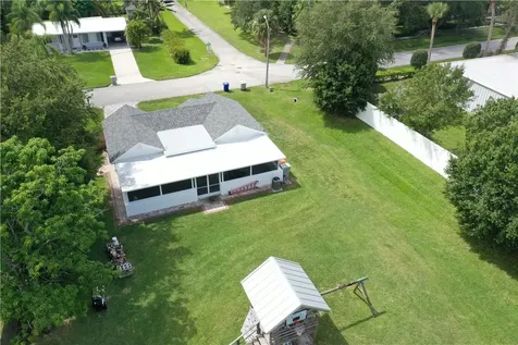 680 16th Street Vero Beach FL 32960