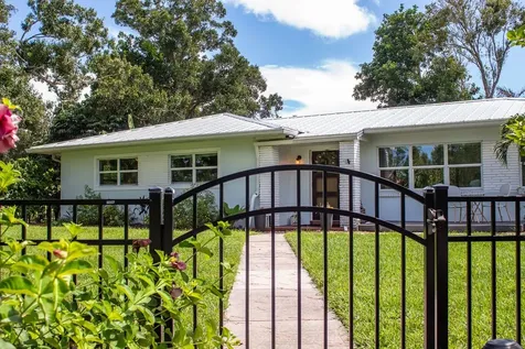 2282 Seville Avenue Vero Beach FL 32960