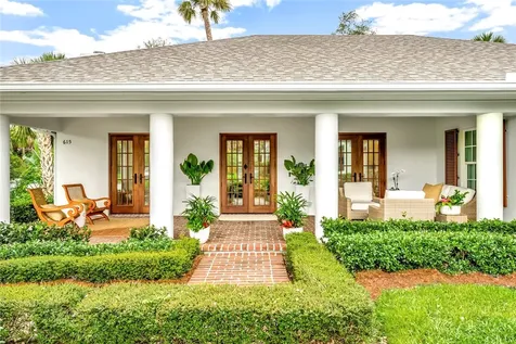 615 Riomar Drive Vero Beach FL 32963