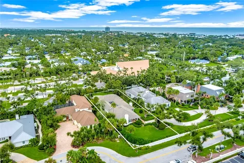 615 Riomar Drive Vero Beach FL 32963