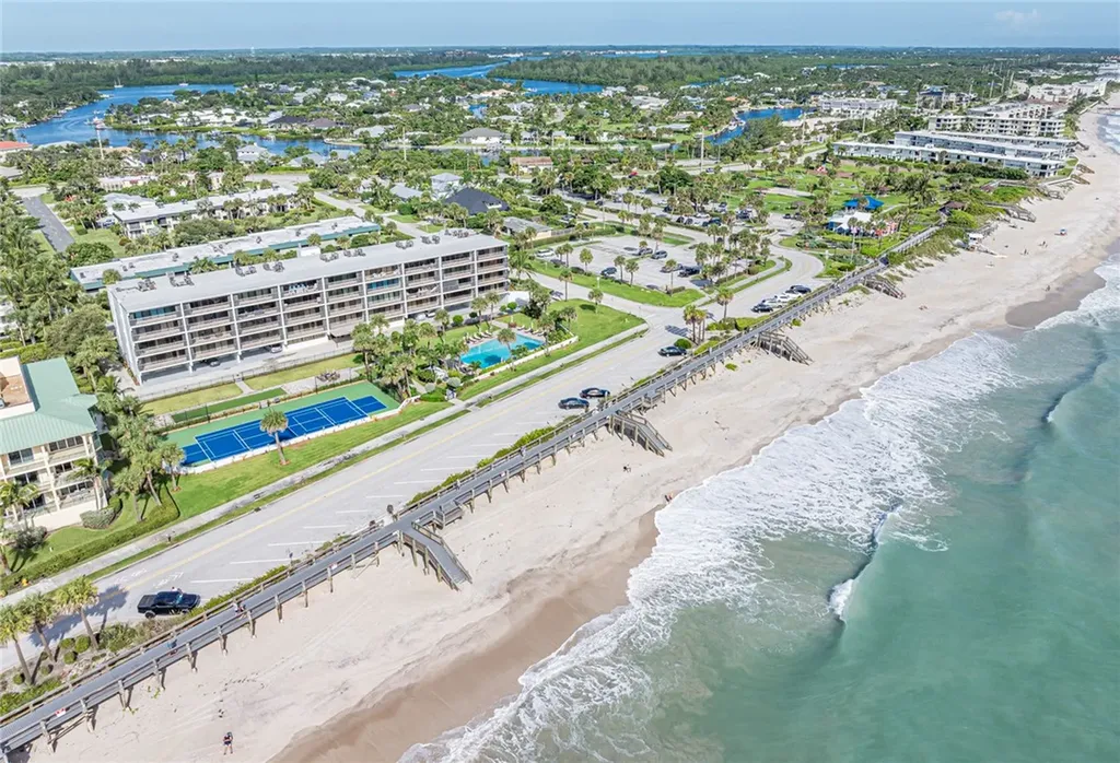 4141 Ocean Drive Vero Beach FL 32963