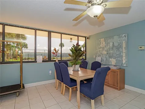 4141 Ocean Drive Vero Beach FL 32963