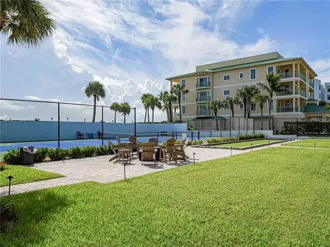 4141 Ocean Drive Vero Beach FL 32963