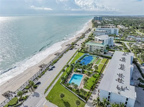 4141 Ocean Drive Vero Beach FL 32963
