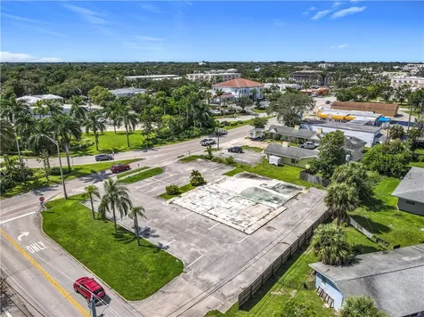 810 21st Street Vero Beach FL 32960