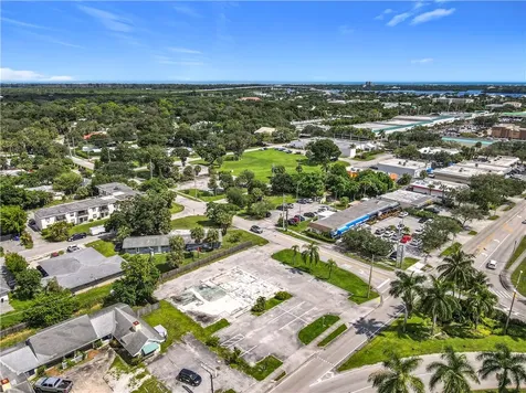 810 21st Street Vero Beach FL 32960