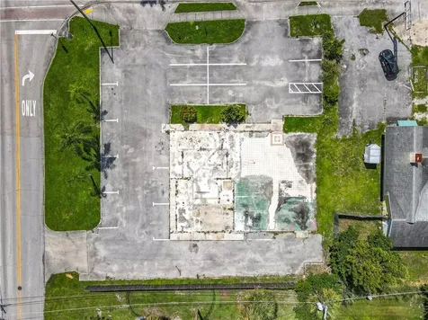 810 21st Street Vero Beach FL 32960