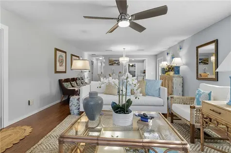 676 Royal Palm Place Vero Beach FL 32960