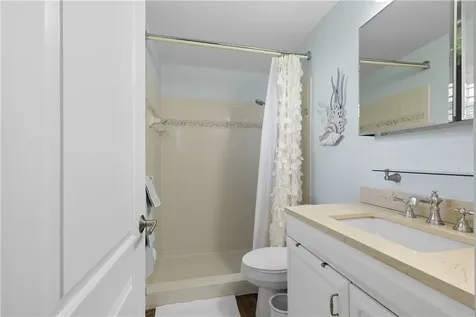 676 Royal Palm Place Vero Beach FL 32960