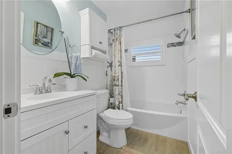 676 Royal Palm Place Vero Beach FL 32960