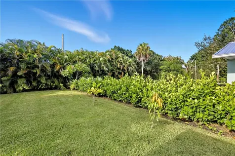 676 Royal Palm Place Vero Beach FL 32960