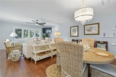 676 Royal Palm Place Vero Beach FL 32960