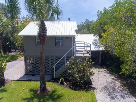 1935 Quay Dock Road Vero Beach FL 32967