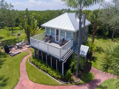 1935 Quay Dock Road Vero Beach FL 32967
