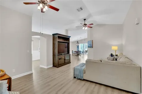 589 Willow Court Sebastian FL 32958