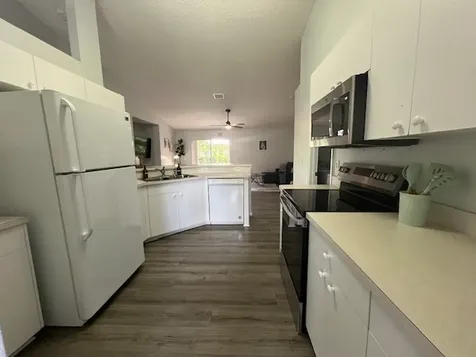 1083 Persian Lane Sebastian FL 32958