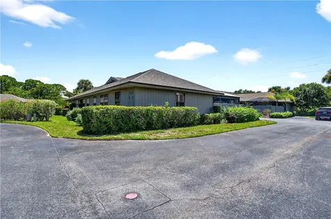 725 Timber Ridge Trail SW Vero Beach FL 32962
