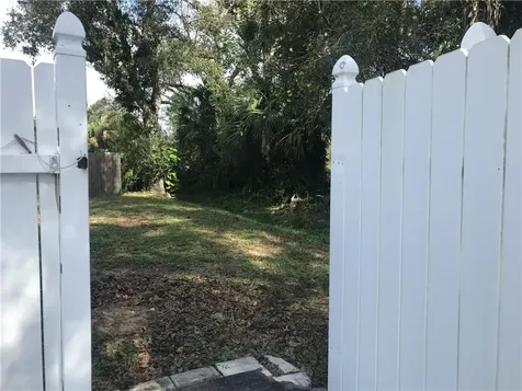 2536 44th Avenue Vero Beach FL 32966