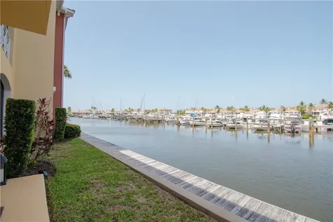 5520 N Harbor Village Drive Vero Beach FL 32967