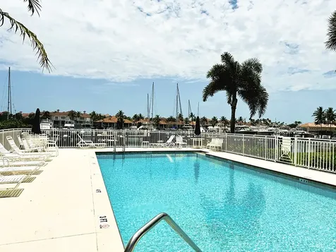 5520 N Harbor Village Drive Vero Beach FL 32967