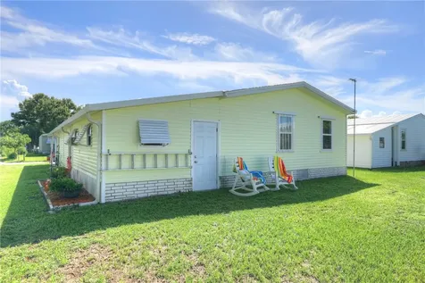 711 Amaryllis Drive Barefoot Bay FL 32976