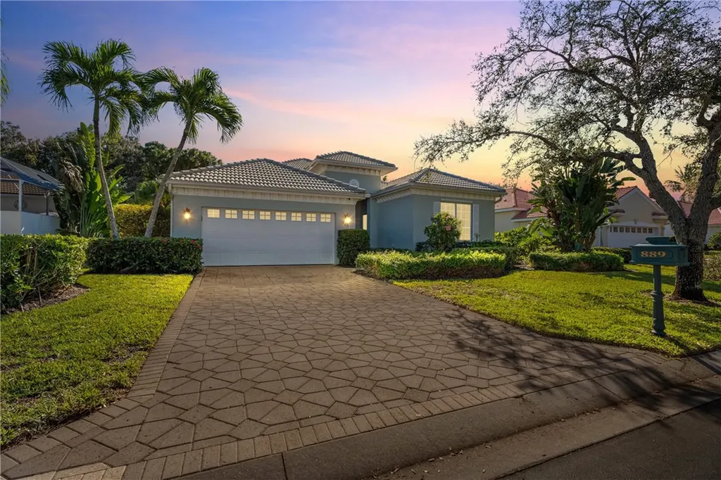 889 Island Club Square Vero Beach FL 32963