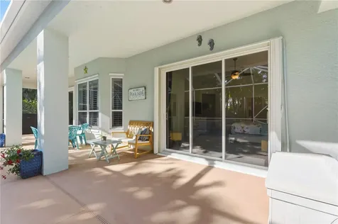 889 Island Club Square Vero Beach FL 32963