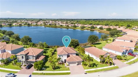 1706 Berkshire Circle SW Vero Beach FL 32968