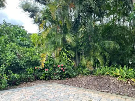 535 Flamevine Lane Vero Beach FL 32963