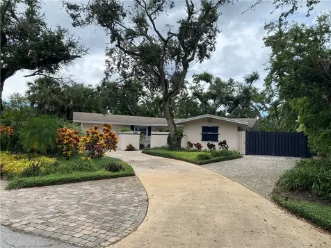535 Flamevine Lane Vero Beach FL 32963