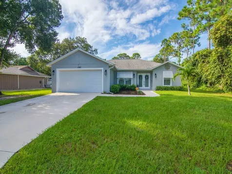1365 21st Place SW Vero Beach FL 32962