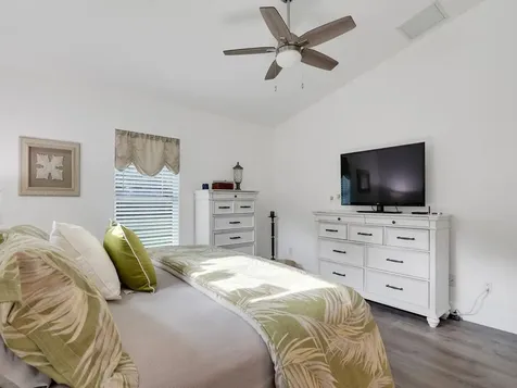 1365 21st Place SW Vero Beach FL 32962