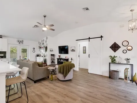 1365 21st Place SW Vero Beach FL 32962