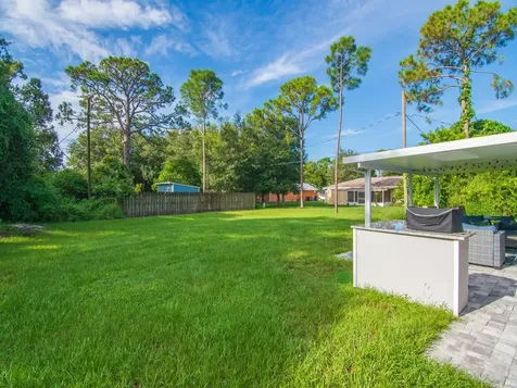 1365 21st Place SW Vero Beach FL 32962