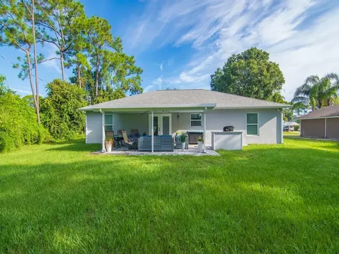 1365 21st Place SW Vero Beach FL 32962