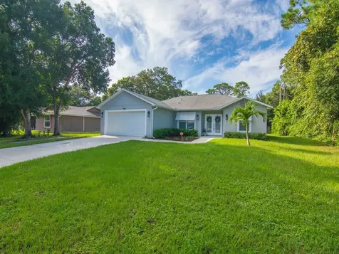 1365 21st Place SW Vero Beach FL 32962