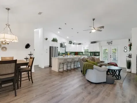 1365 21st Place SW Vero Beach FL 32962