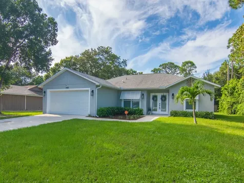 1365 21st Place SW Vero Beach FL 32962