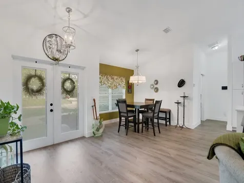 1365 21st Place SW Vero Beach FL 32962