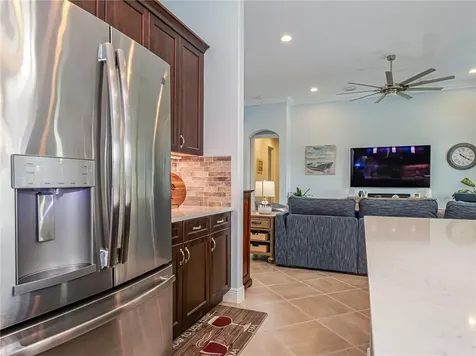 5560 61st Place Vero Beach FL 32967