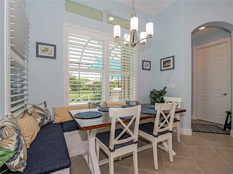 5560 61st Place Vero Beach FL 32967