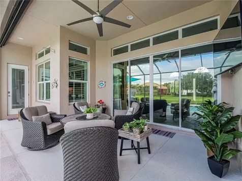 5560 61st Place Vero Beach FL 32967