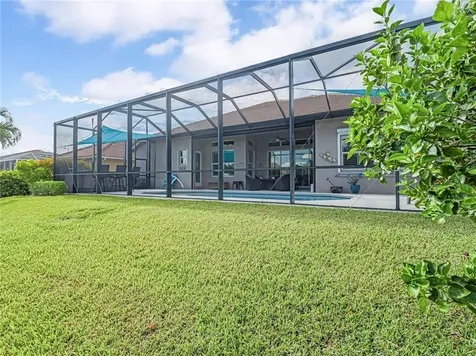 5560 61st Place Vero Beach FL 32967