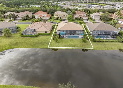 5560 61st Place Vero Beach FL 32967