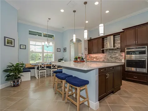 5560 61st Place Vero Beach FL 32967