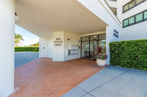 4101 Ocean Drive Vero Beach FL 32963