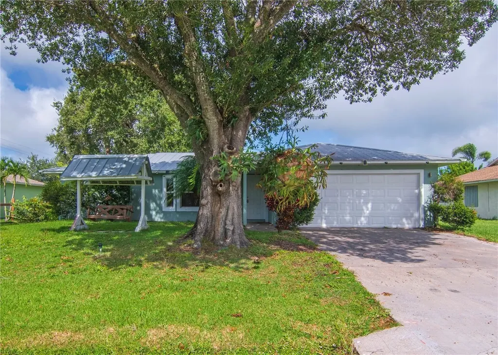 691 Helicon Terrace Sebastian FL 32958