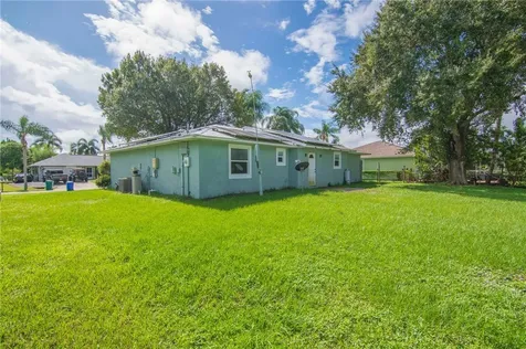 691 Helicon Terrace Sebastian FL 32958