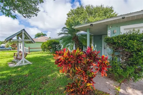 691 Helicon Terrace Sebastian FL 32958